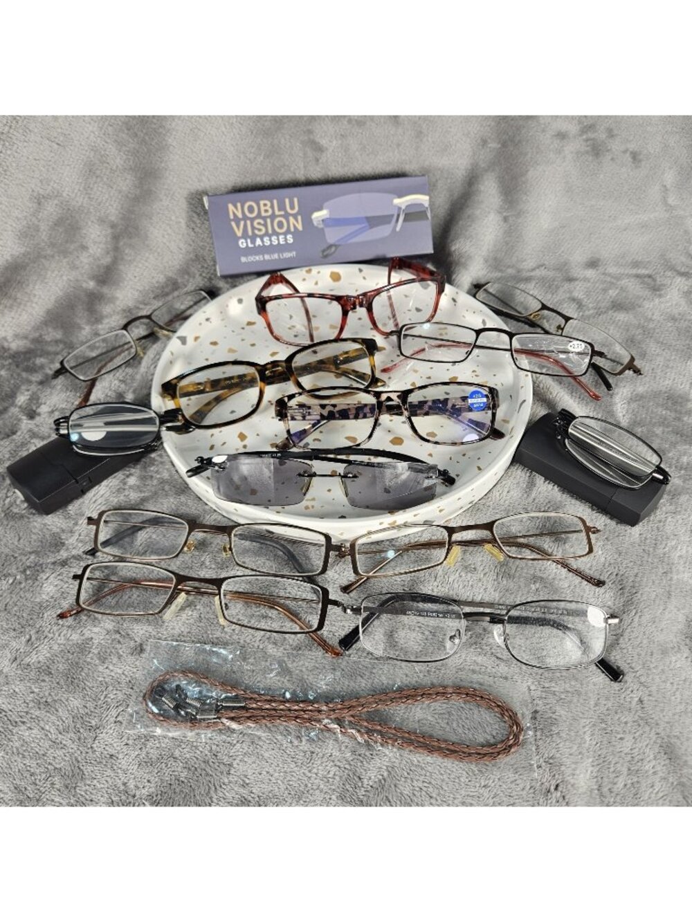 Lot of Mixed Reading Glasses Readers +1.25 +2.00 +2.50 Assorted Frames Travel 14